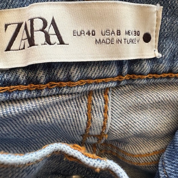 Zara women’s slim boyfriend light wash denim blue jeans sz 8 preloved di… - Picture 3 of 7